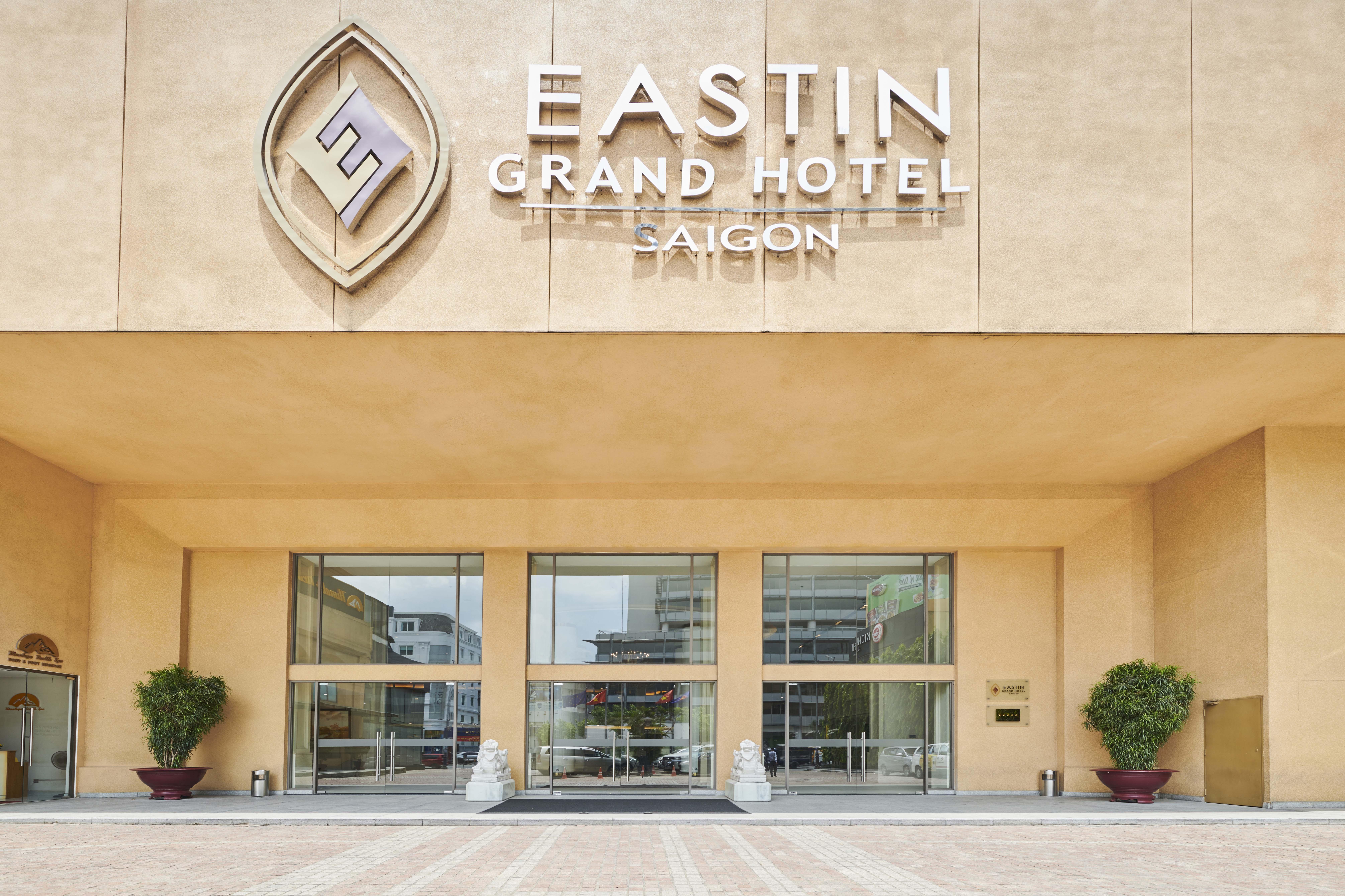 Eastin Grand Hotel Saigon Ho Chi Minh City Exterior photo Eastin Grand Hotel Saigon