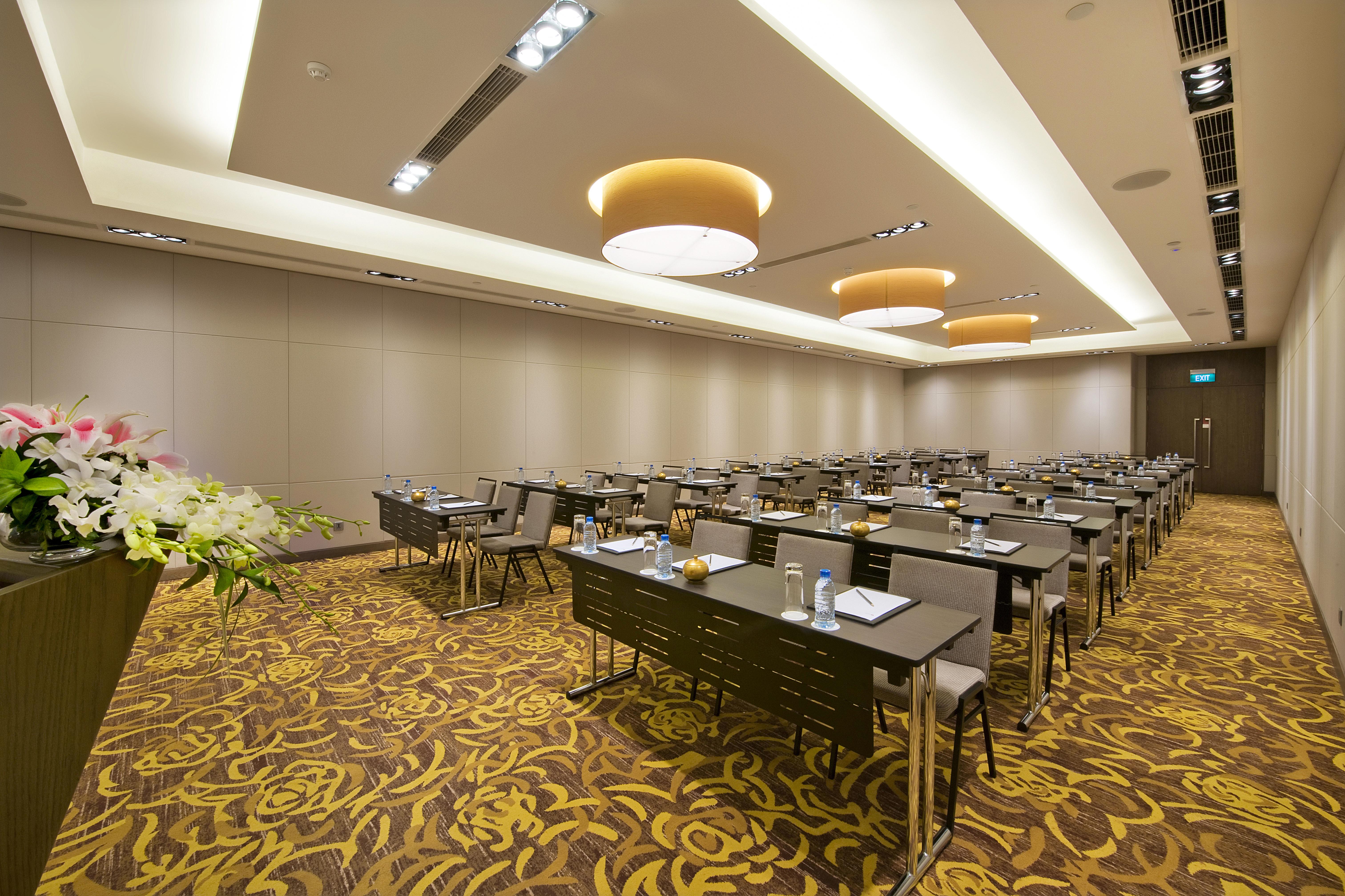 Eastin Grand Hotel Saigon Ho Chi Minh City Exterior photo Meeting room